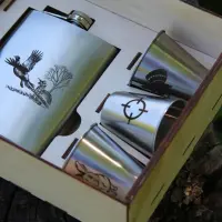 Подарунковий набір із флягою, 6 чарками та коробкою з гравіюванням