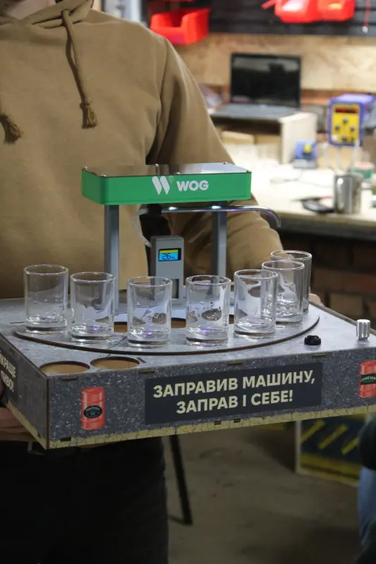 Автоматичний наливатор АЗС із друком на 4 чарки