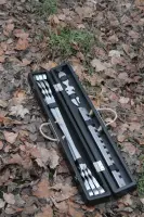 Набір для гриля «Карпатський» у дерев’яному кейсі з 6 шампурами та мангалом-рамкою