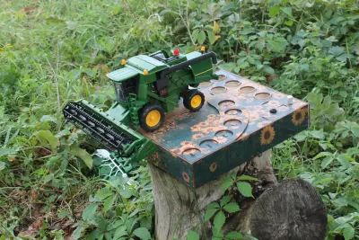 Автоматичний наливатор-комбайн у стилі John Deere із пшеничною жаткою на 5 чарок