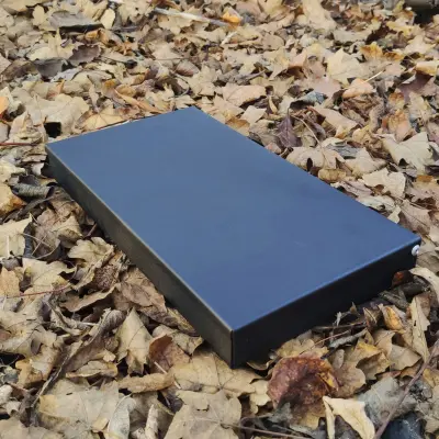 Металева подарункова коробка для ножа-сокири 15 × 29 × 3 см