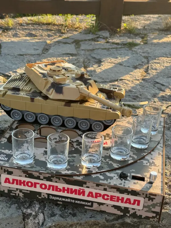 Автоматичний наливатор «Танк 1» на 4 чарки