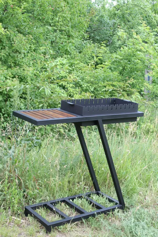 Gart Stationary Charcoal Brazier with Side Table and Removable 68×35×18 cm Firebox for 12 Skewers